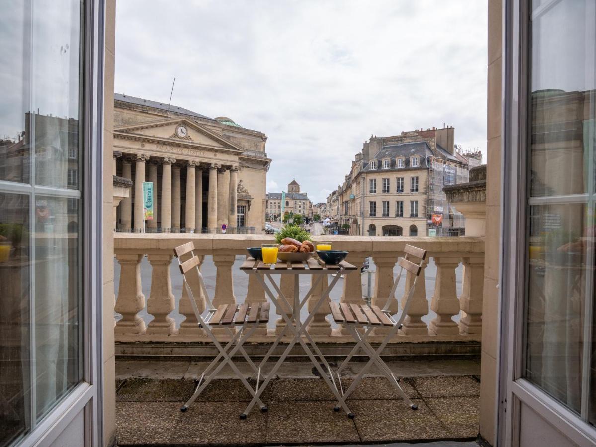 Studio Renove Avec Terrasse Et Vue Unique ! Caen Exterior foto
