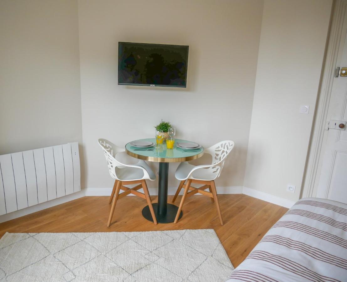 Studio Renove Avec Terrasse Et Vue Unique ! Caen Exterior foto